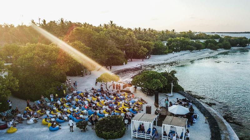 Holiday Inn Resort Kandooma Maldives - Toplantı