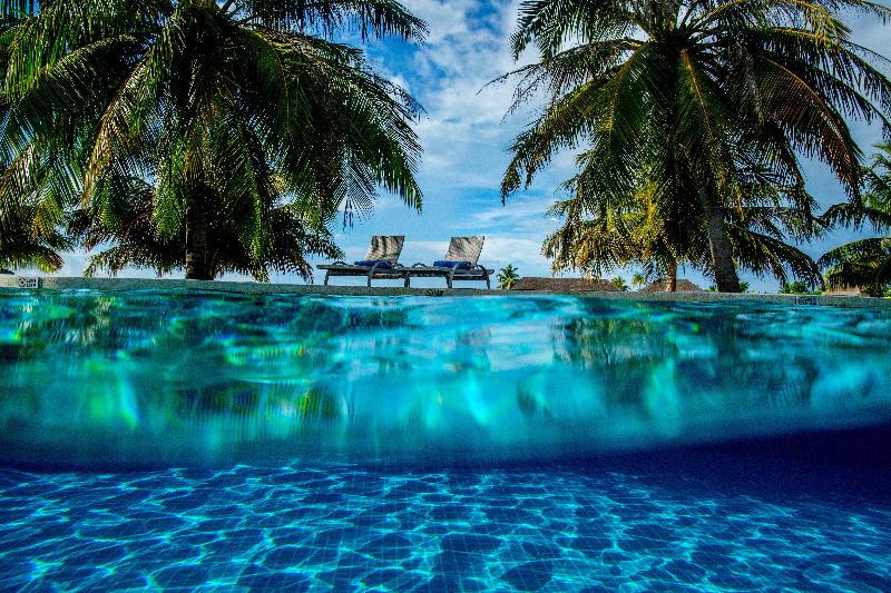 Holiday Inn Resort Kandooma Maldives - Havuz
