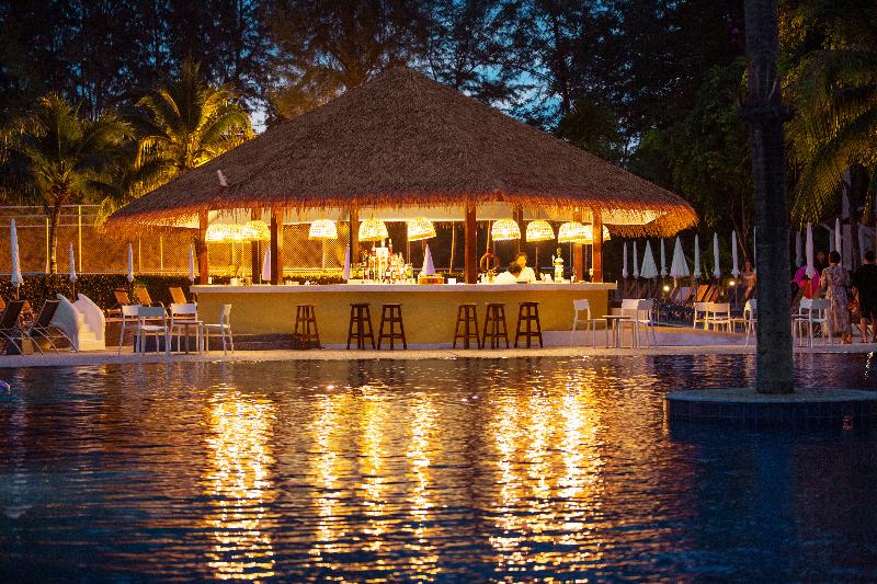 Sunwing Kamala Beach - Bar