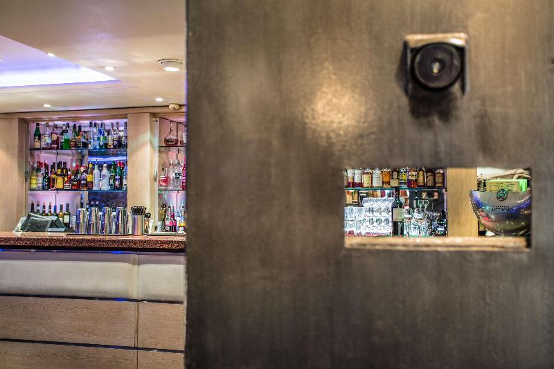 Courthouse London - Bar
