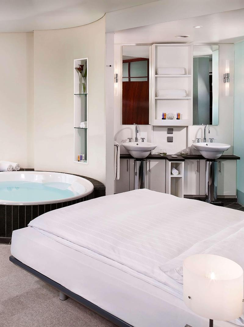 Innside Frankfurt Eurotheum - Oda