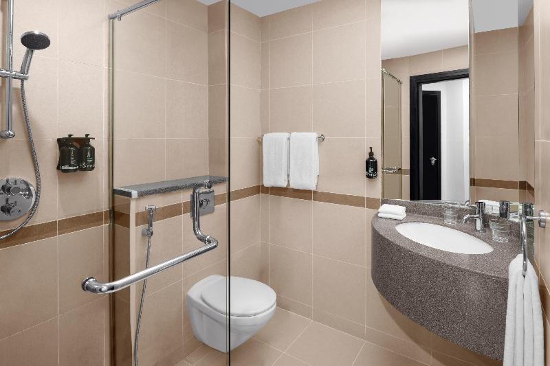 Holiday Inn Express Dubai- Safa Park - Oda
