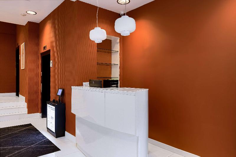 Hotel 27 by LuxUrban - Lobi
