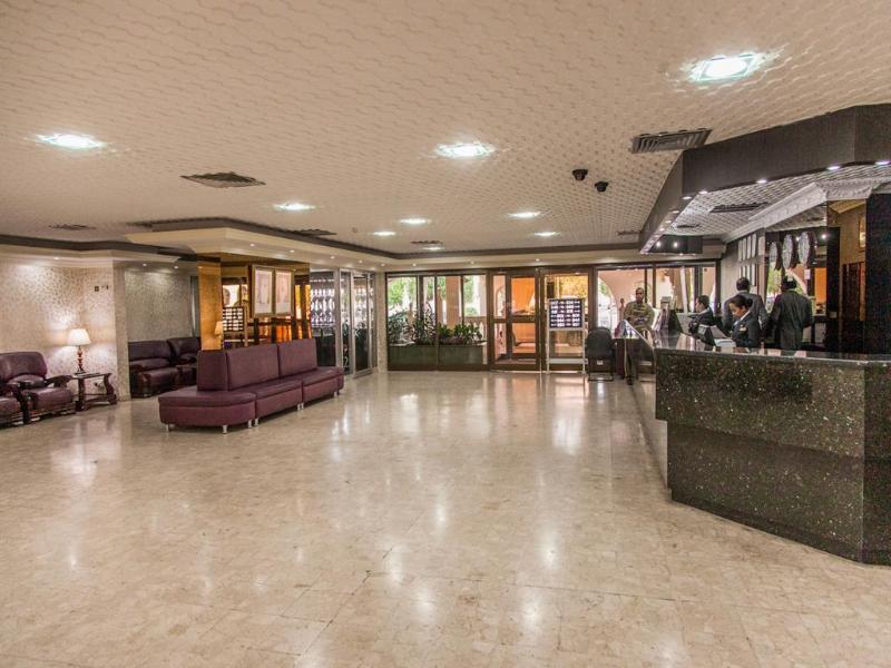 Sharjah Carlton Hotel - Lobi