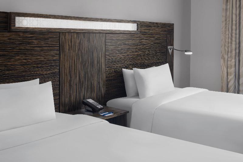 Holiday Inn Express Dubai Jumeirah - Oda