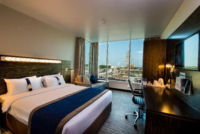 Holiday Inn Express Dubai Jumeirah - Oda