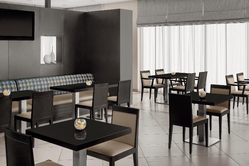 Holiday Inn Express Dubai Jumeirah - Restoran