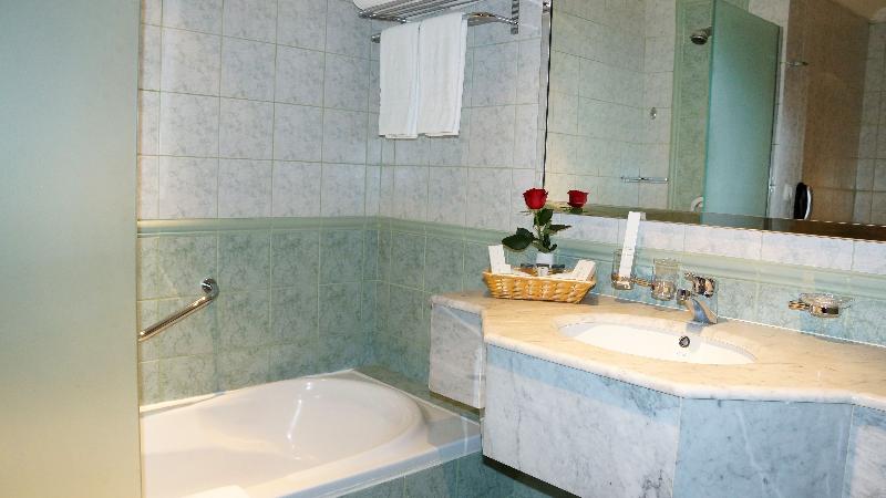 Executives Hotel Olaya - Havuz