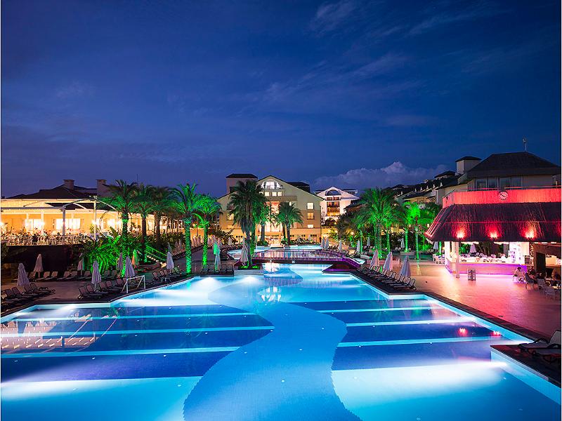 Dobedan Exclusive Hotel and Spa Ex Alva Donna - Havuz