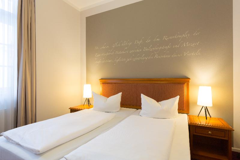 LikeStay premium Baden-Baden - Oda