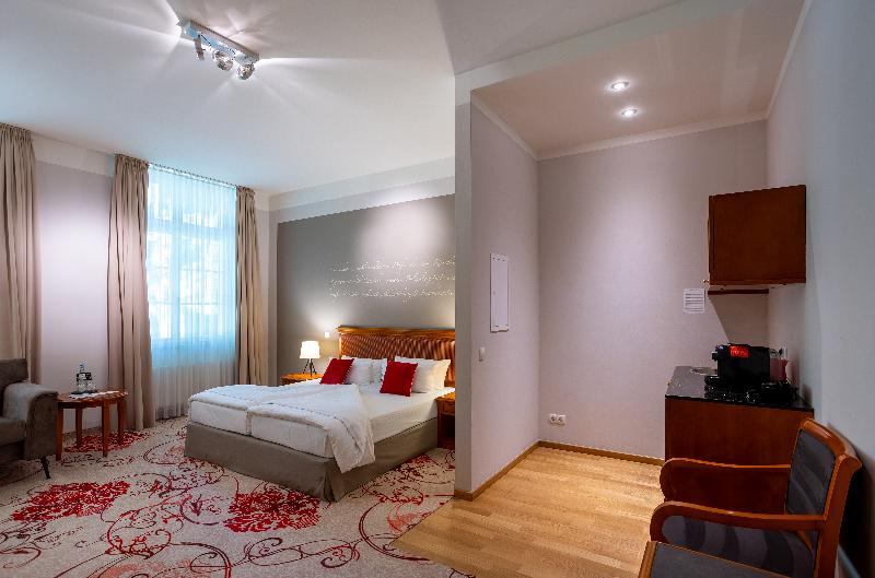LikeStay premium Baden-Baden - Oda