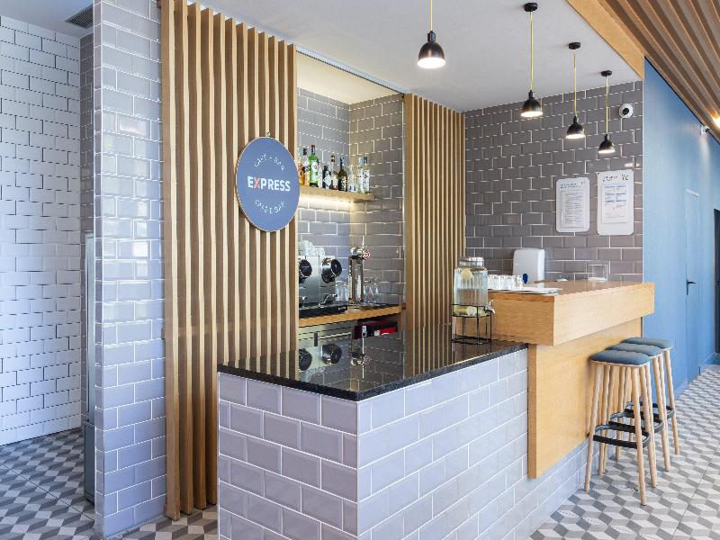 Holiday Inn Express Porto Exponor - Bar
