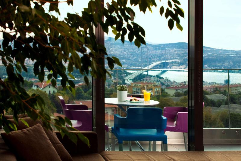 Point Hotel Barbaros - Bar