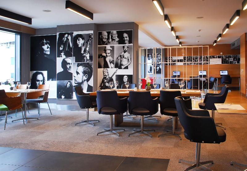 Point Hotel Barbaros - Lobi