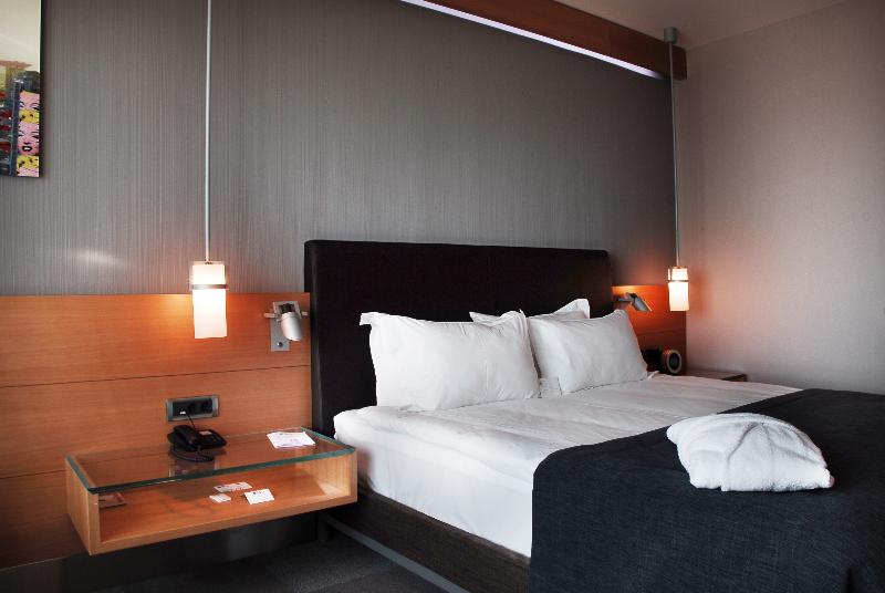 Point Hotel Barbaros - Oda