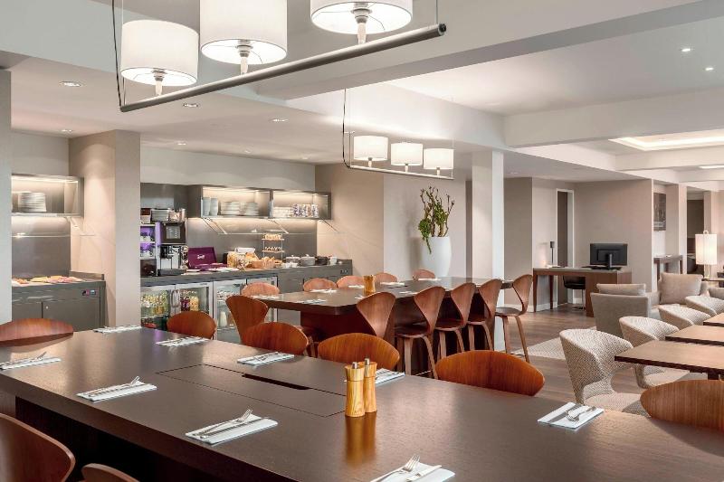 The Hague Marriot Hotel - Lobi
