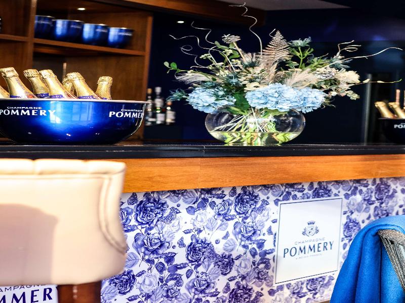 Radisson Blu Cardiff - Bar