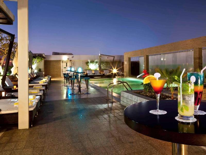 Novotel Suites Mall Avenue Dubai Hotel - Bar