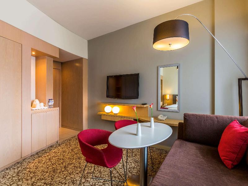 Novotel Suites Mall Avenue Dubai Hotel - Oda