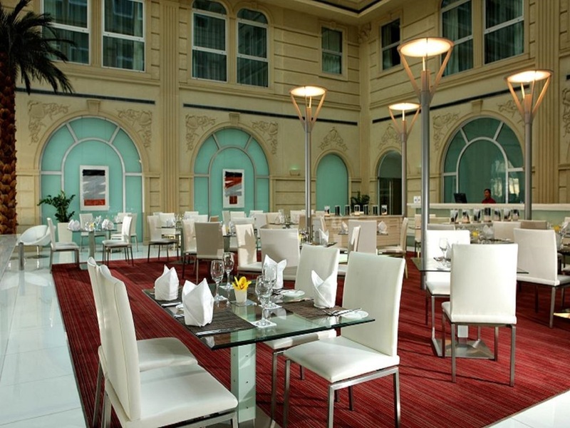Villa Rotana - Restoran