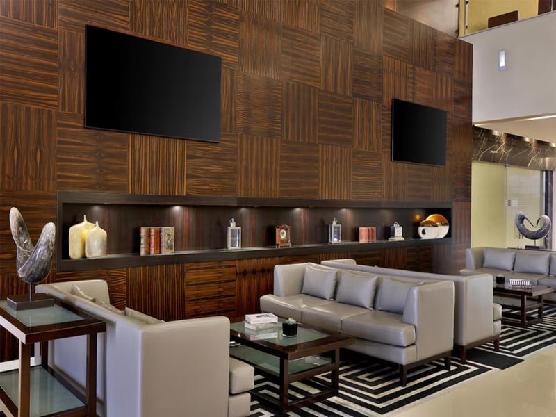 Radisson Blu Hotel Dubai Barsha Heights - Lobi