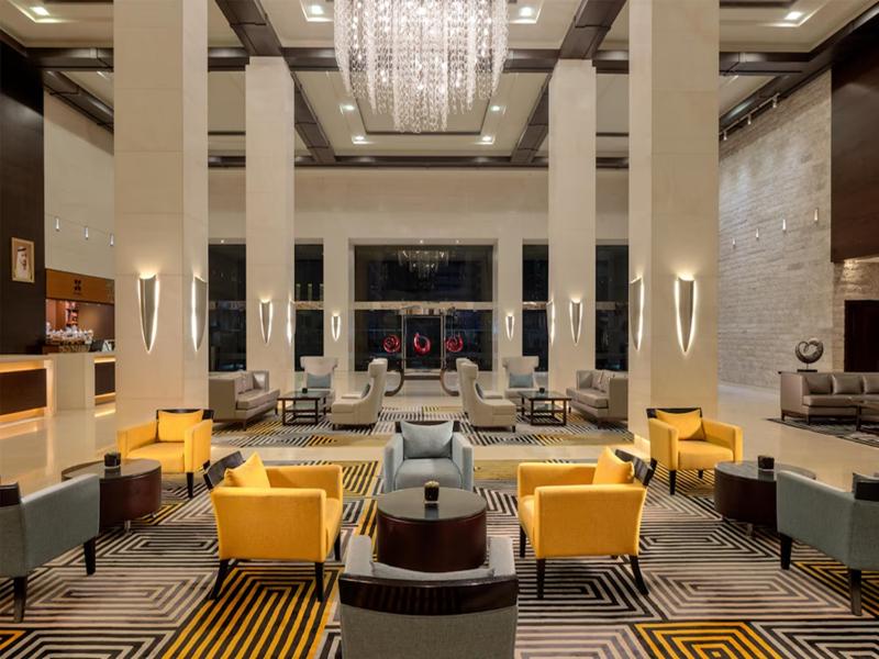 Radisson Blu Hotel Dubai Barsha Heights - Lobi