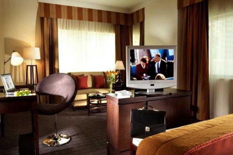 Radisson Blu Hotel Dubai Barsha Heights - Oda