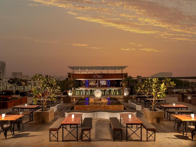 Radisson Blu Hotel Dubai Barsha Heights - Restoran