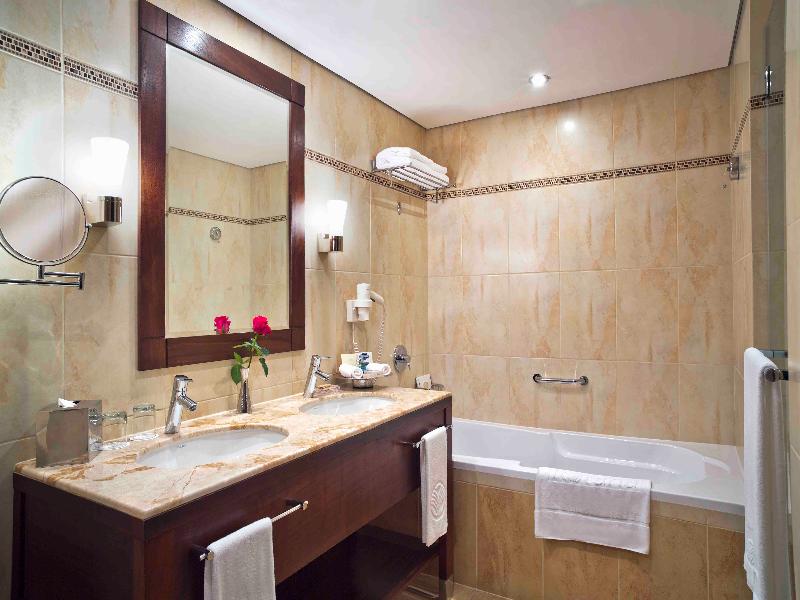 Khalidiya Palace Rayhaan - Oda