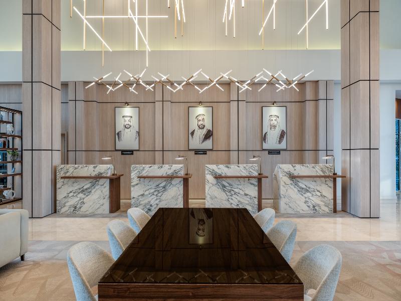 Yas Plaza Marina by IHG - Lobi