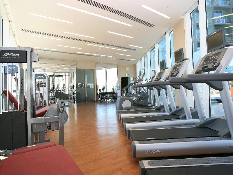 Yas Plaza Marina by IHG - Aktivite