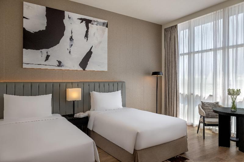 Yas Plaza Marina by IHG - Oda