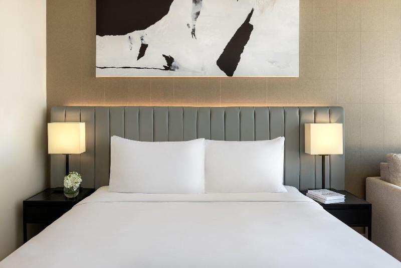 Yas Plaza Marina by IHG - Oda
