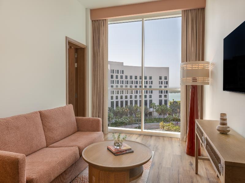 Yas Plaza Circuit by IHG - Oda