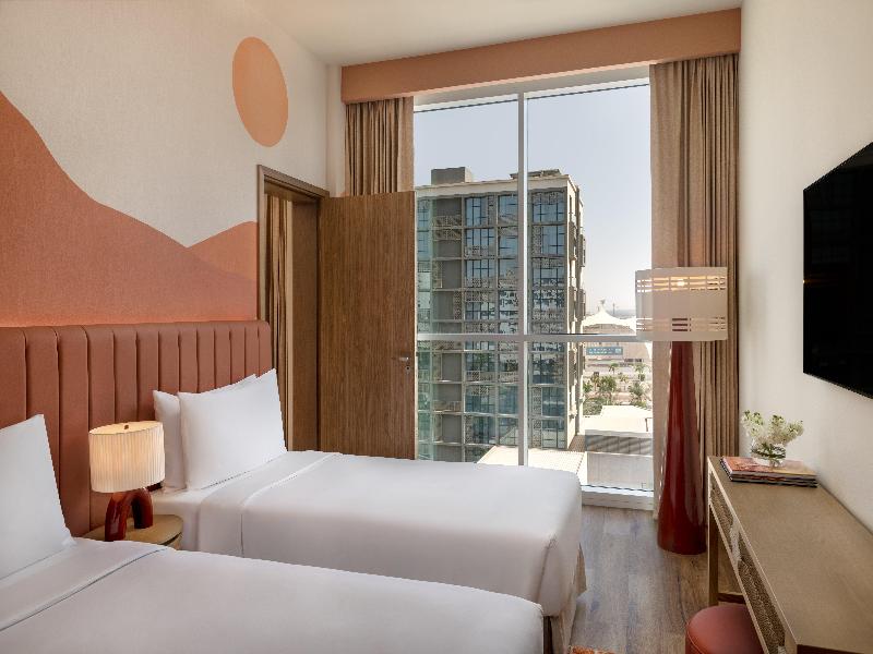 Yas Plaza Circuit by IHG - Oda