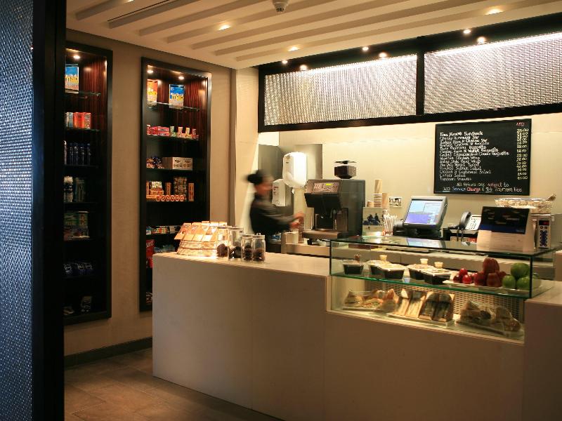 Yas Plaza Circuit by IHG - Restoran