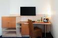 IntercityHotel Wien oda fotoğrafı