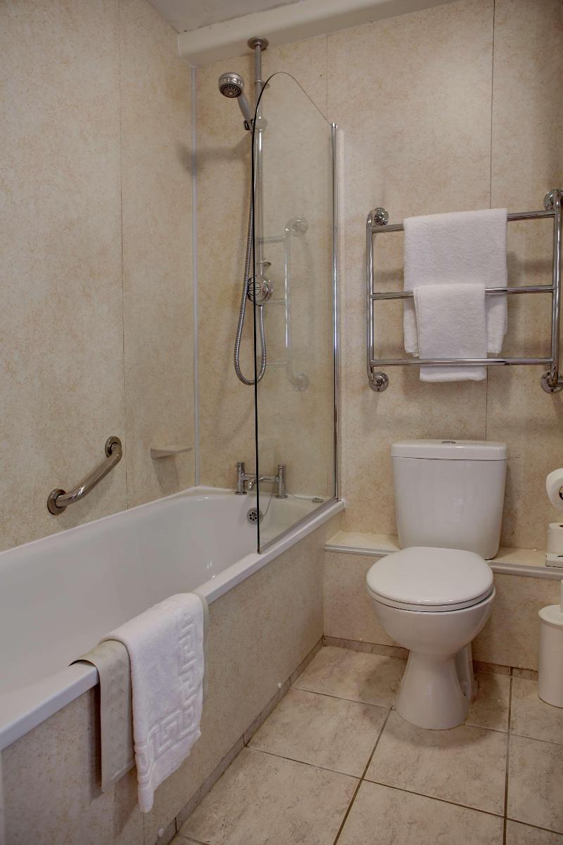 Tiverton Hotel - Genel