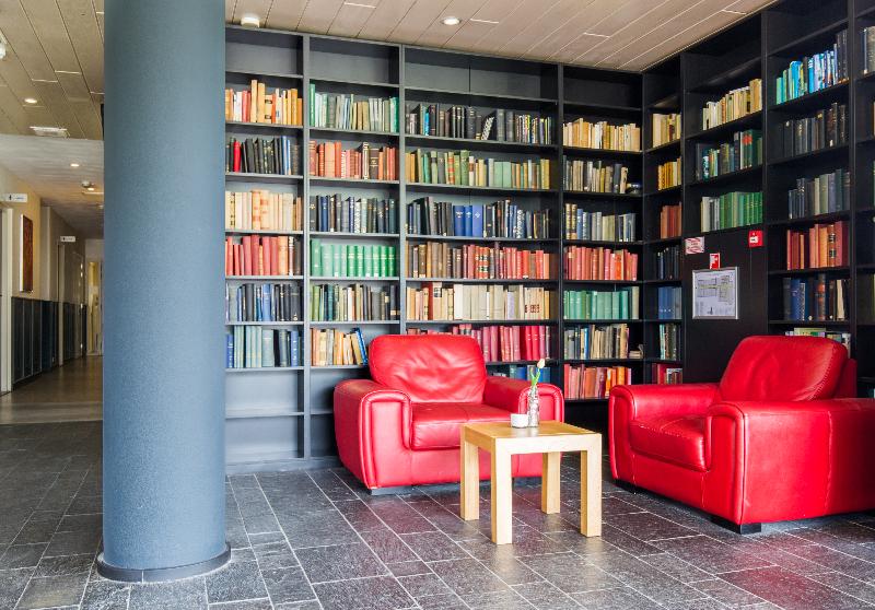 Bastion Hotel Almere - Lobi