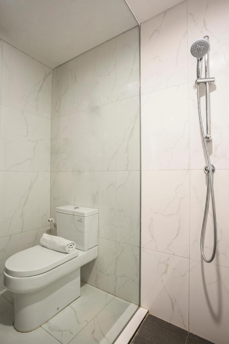 The Acacia Hotel Jakarta - Oda