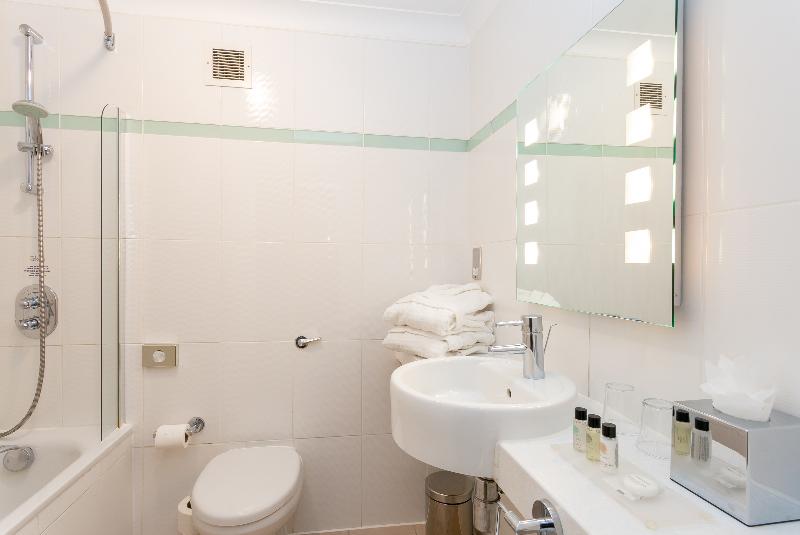 The Park Royal Hotel & Spa - Oda