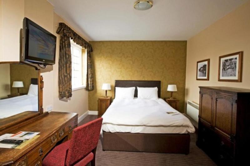 Bull Hotel - Genel