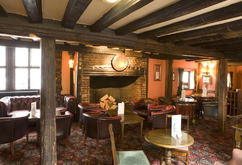 Bull Hotel - Genel