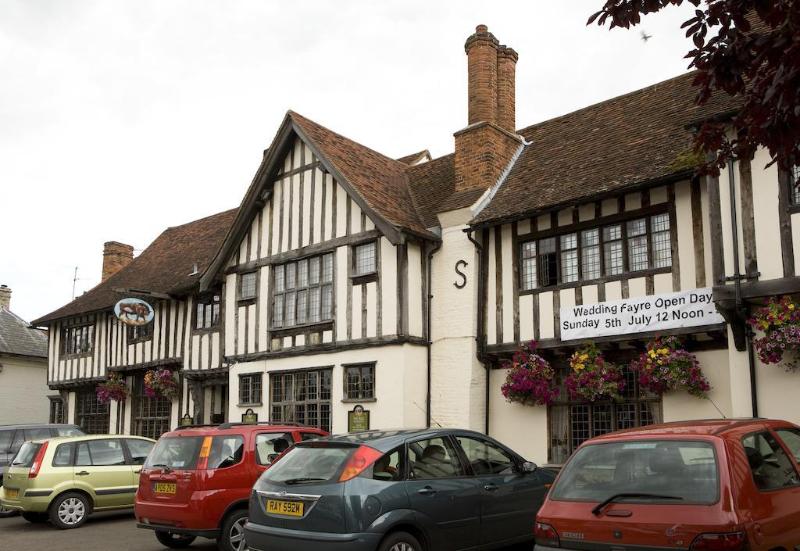 Bull Hotel - Genel