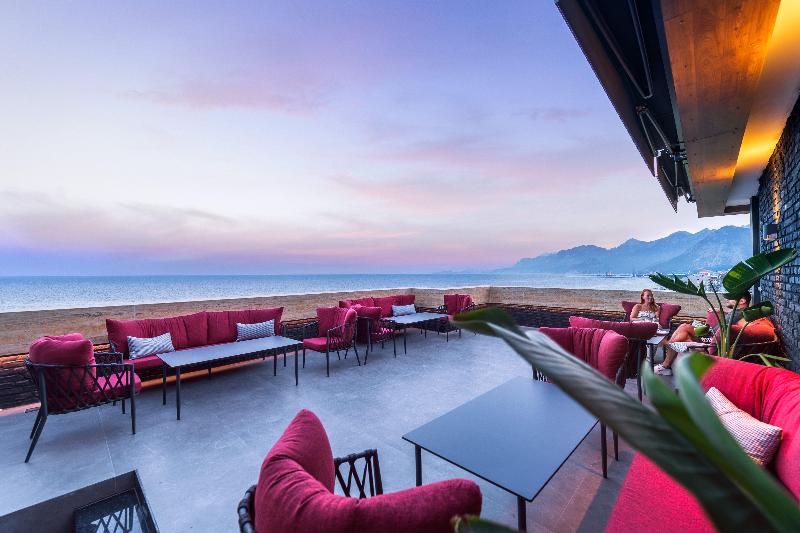 Crowne Plaza ANTALYA by IHG - Bar
