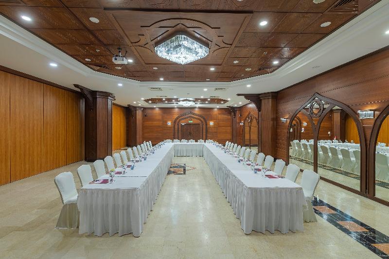 Crowne Plaza ANTALYA by IHG - Toplantı