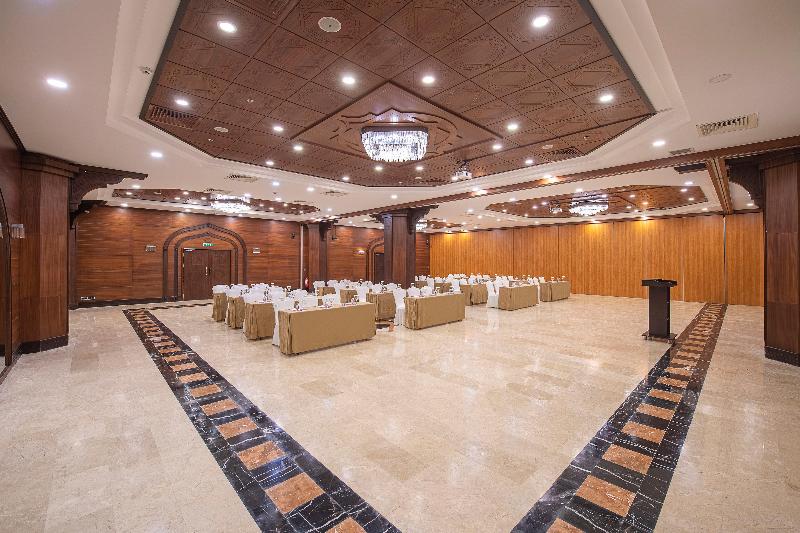 Crowne Plaza ANTALYA by IHG - Toplantı