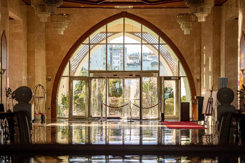 Crowne Plaza ANTALYA by IHG - Genel