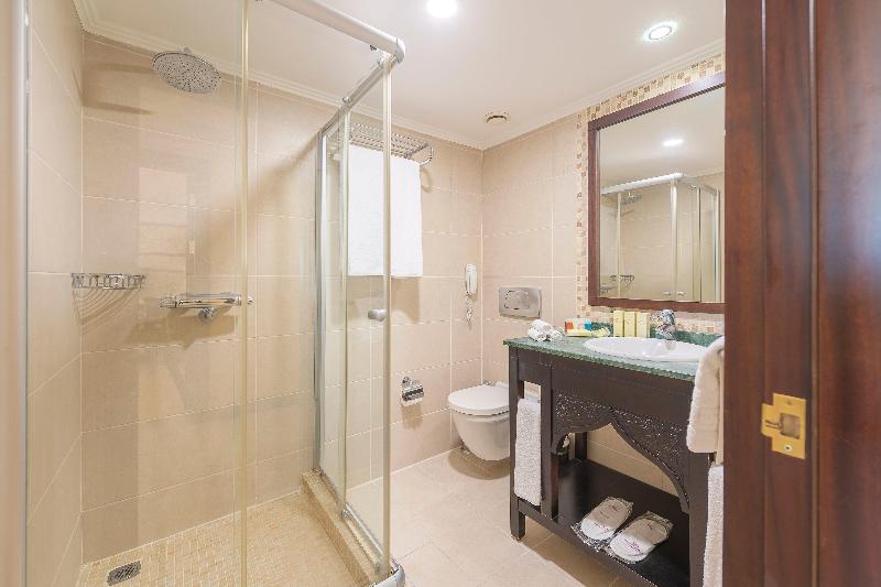 Crowne Plaza ANTALYA by IHG - Oda