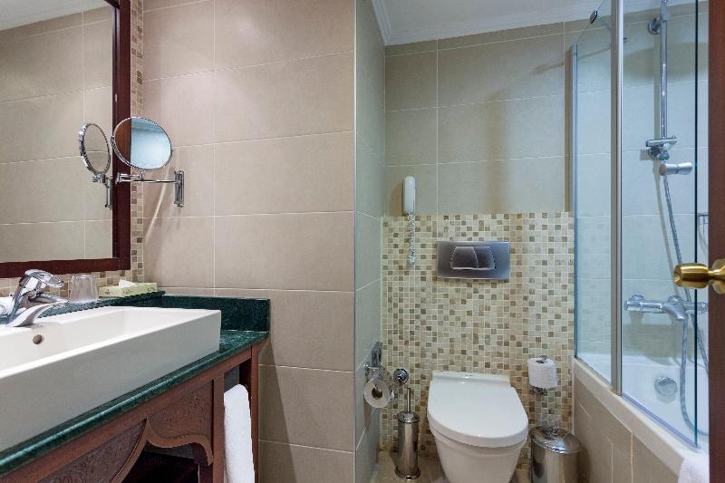 Crowne Plaza ANTALYA by IHG - Oda
